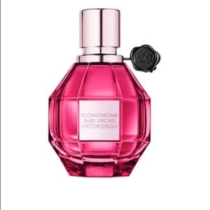 Viktor&Rolf Flowerbomb Ruby Orchid NWT